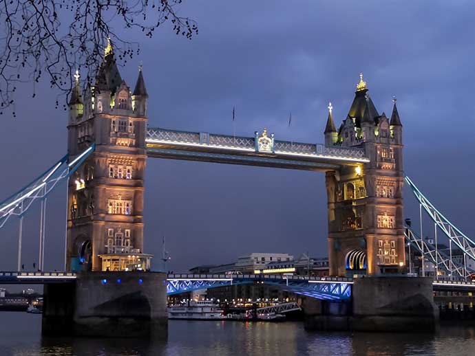 Tower Bridge noite