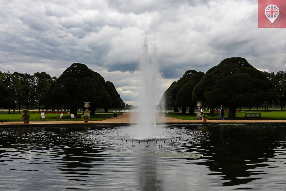 Hampton Court garden