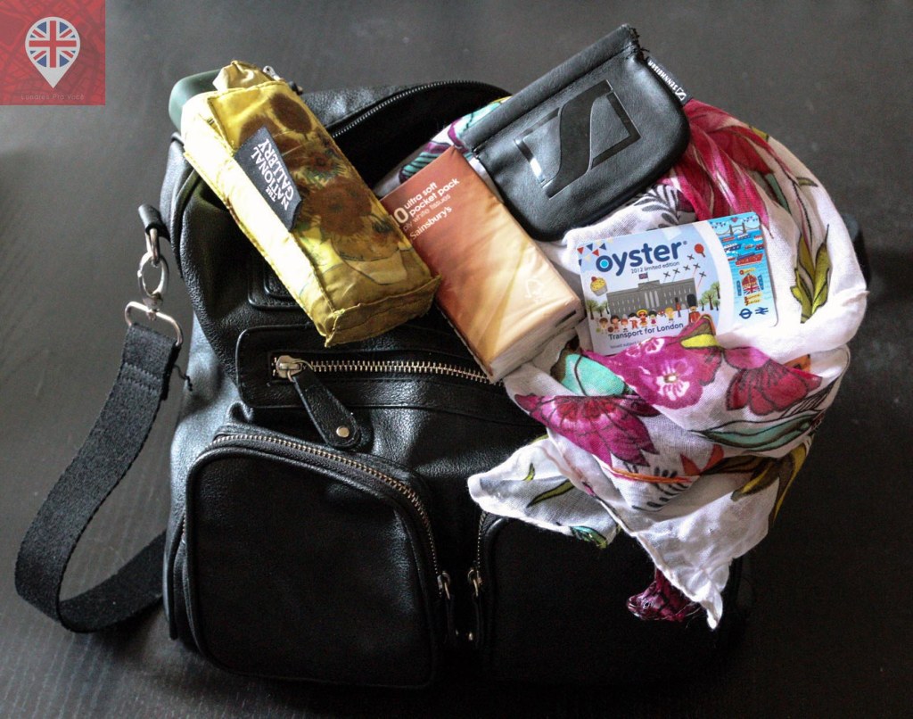 Passeando por Londres – 5 coisas que não podem faltar na sua bolsa