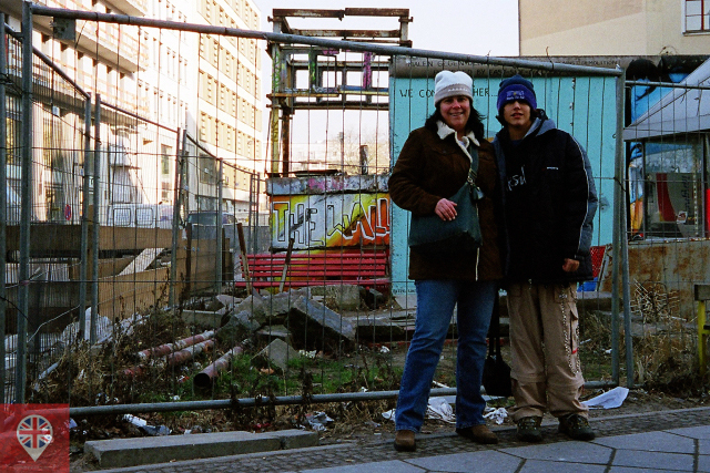 johnny-in-berlim-muro