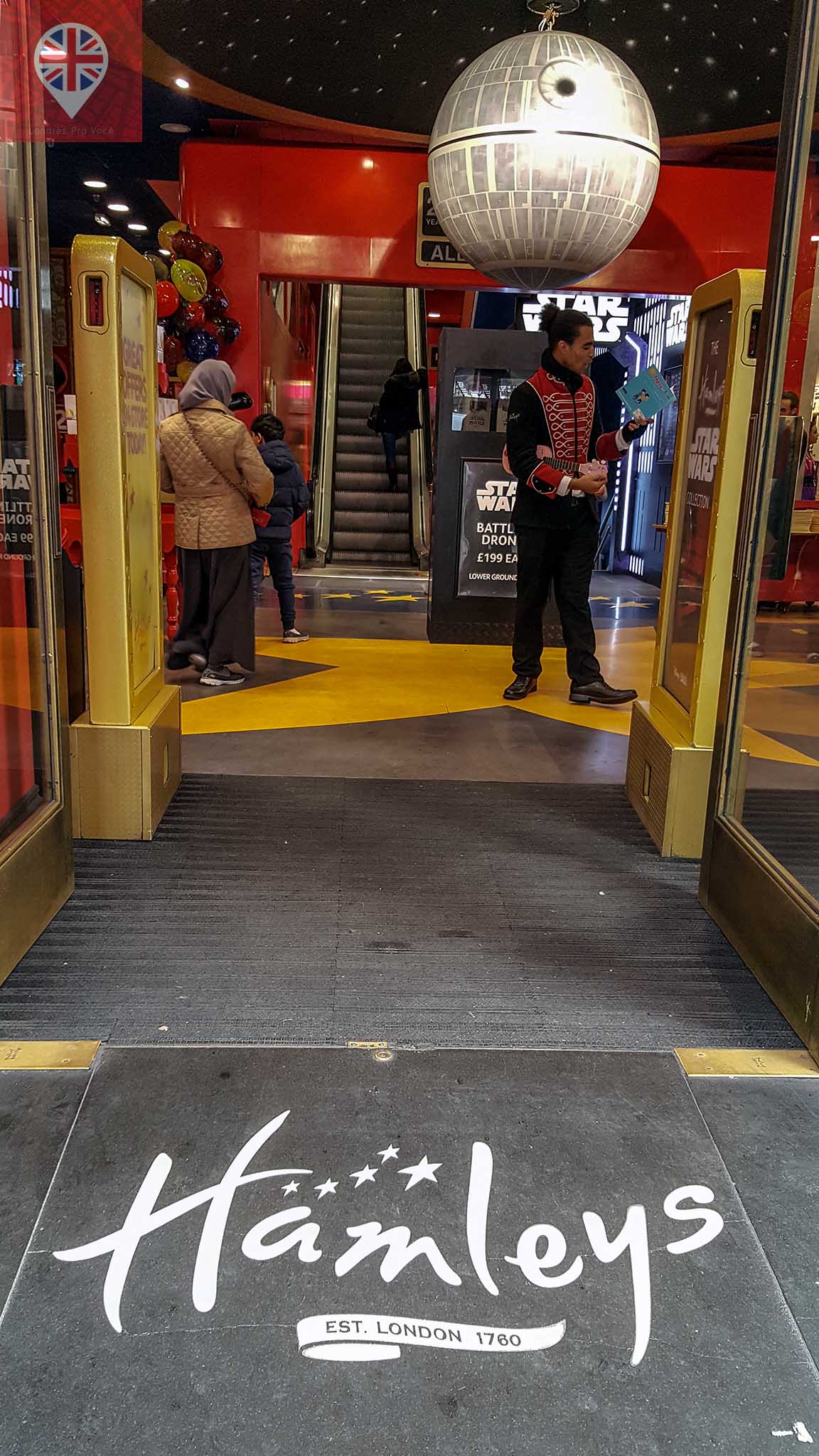 Hamleys door