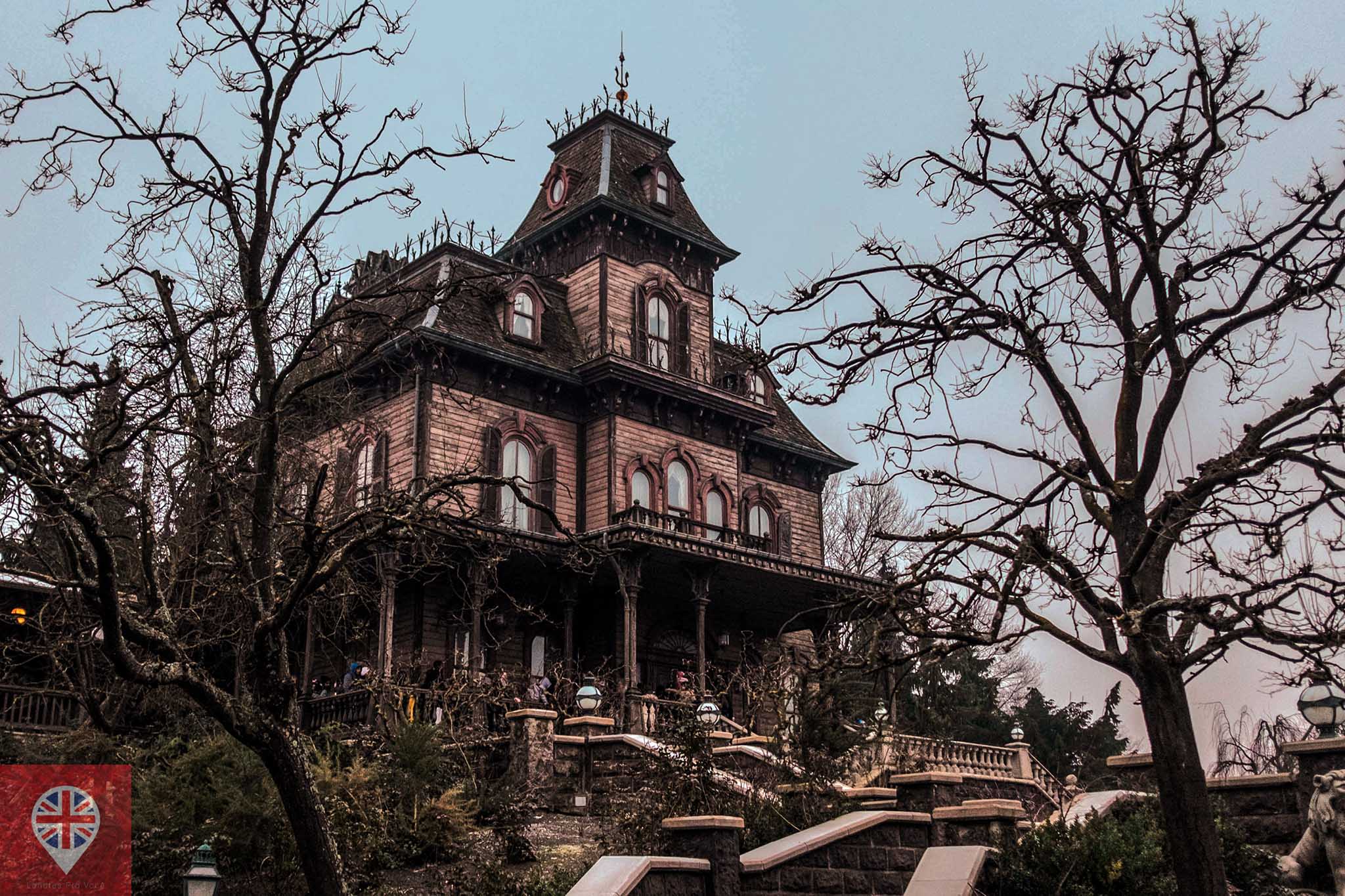 Disneyland Paris Phanton Manor