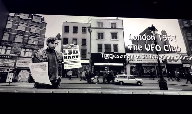 O UFO club foi onde o Pink Floyd começou a se apresentar em Londres na época que glorificava o LSD