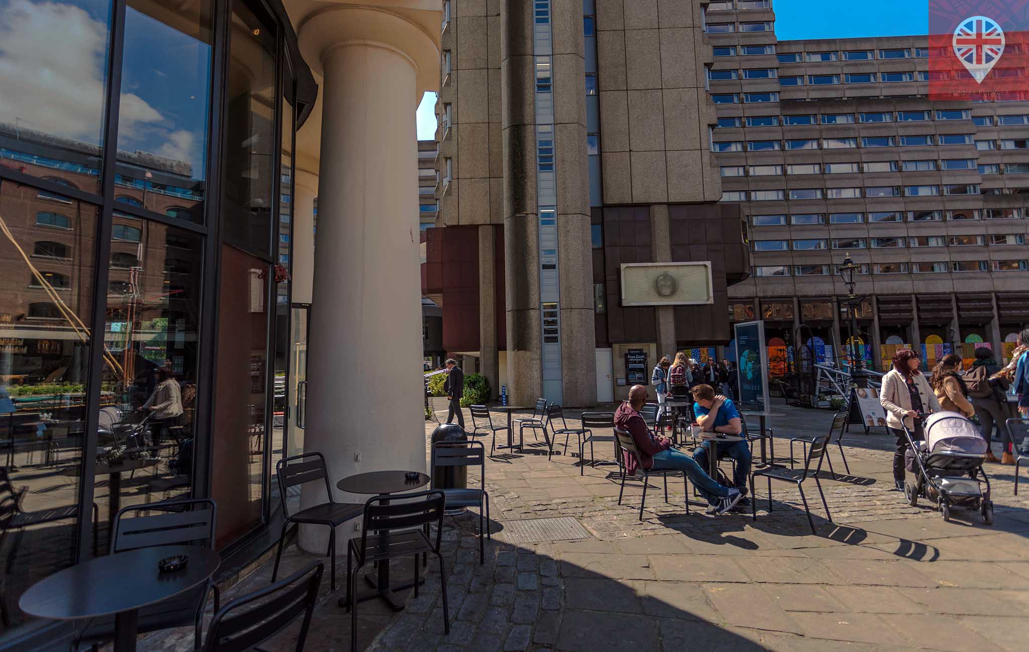 starbucks st katharine docks outside