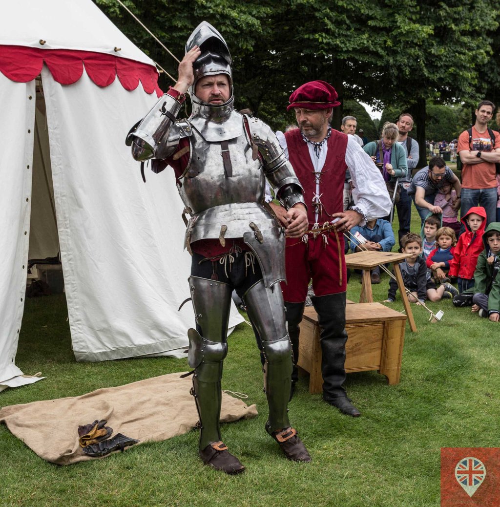 Uma festa medieval em Hampton&nbsp;Court