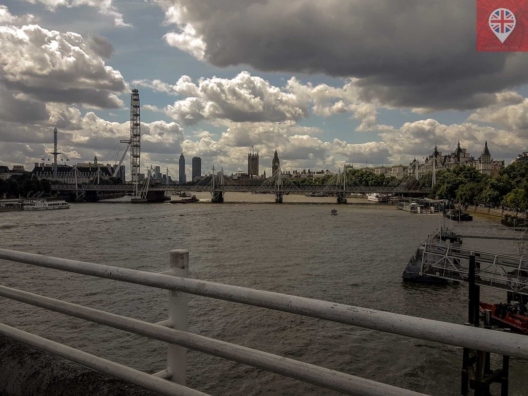 mulheres incriveis vista waterloo bridge