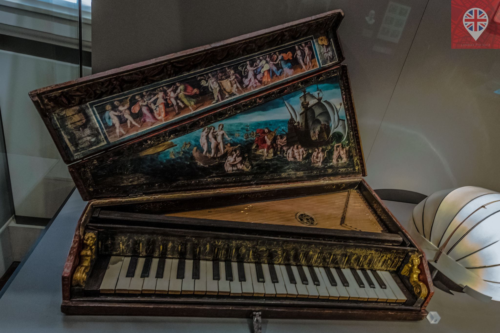 V&amp;A keyboard