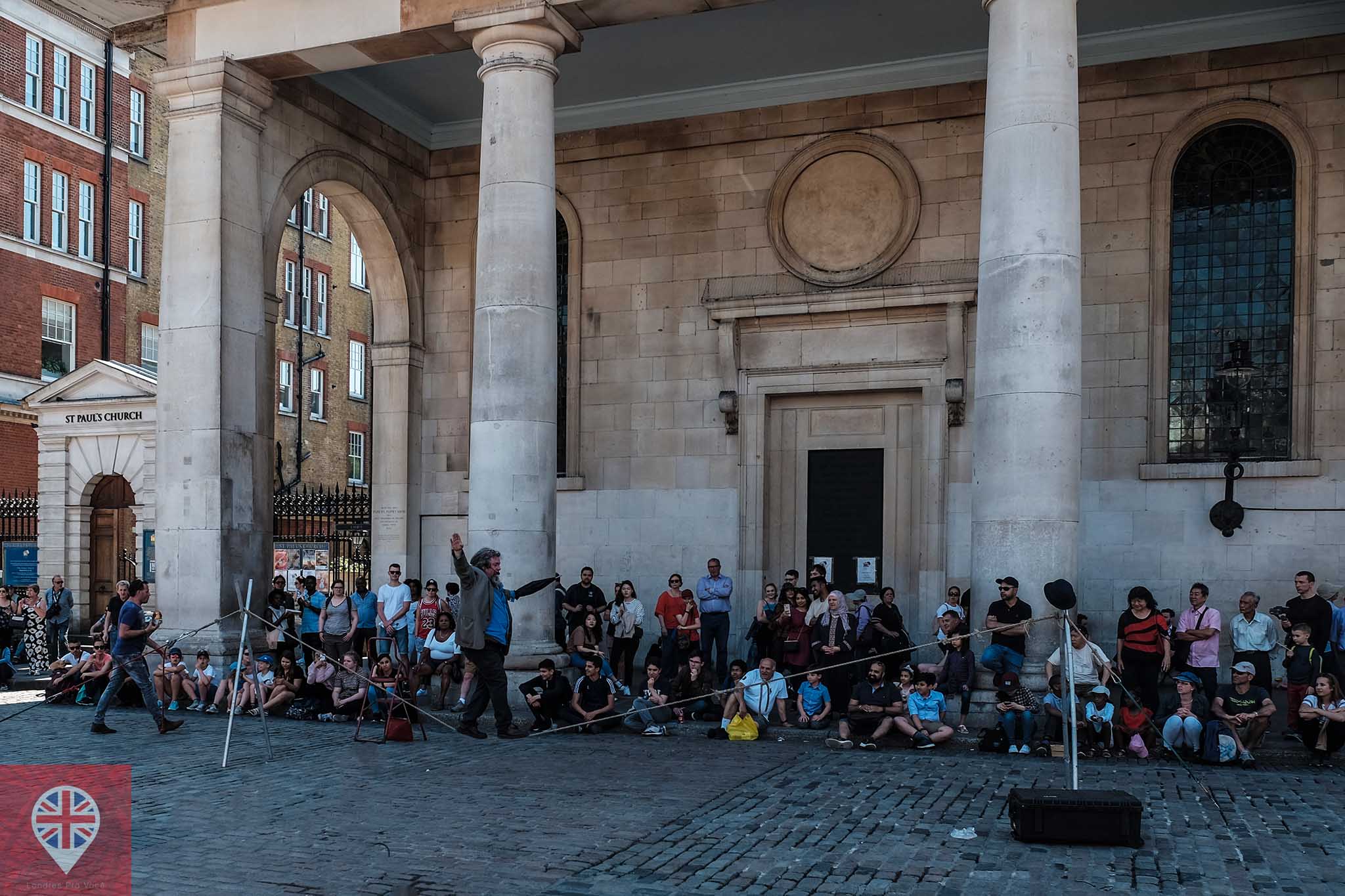 Covent Garden street artist st paul church
