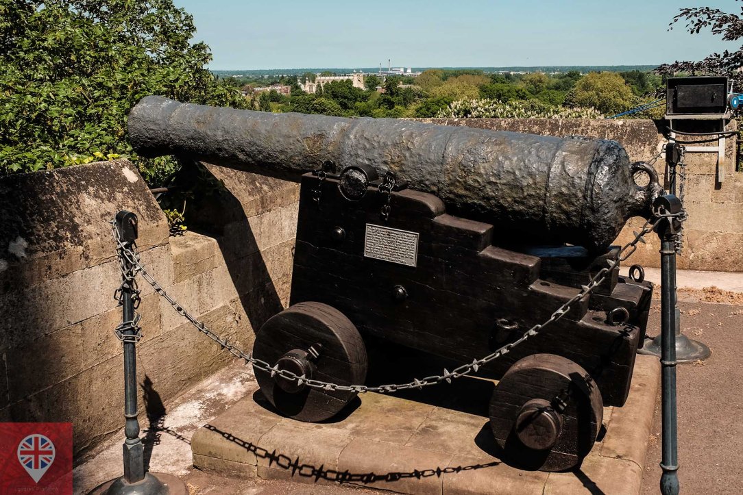 windsor castle cannon
