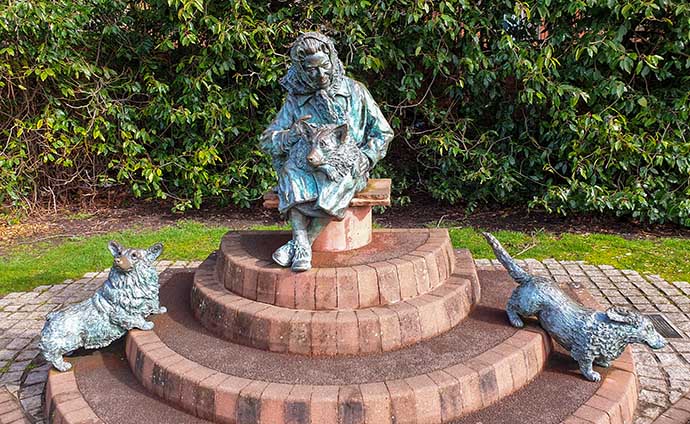 estatua the windsor lady